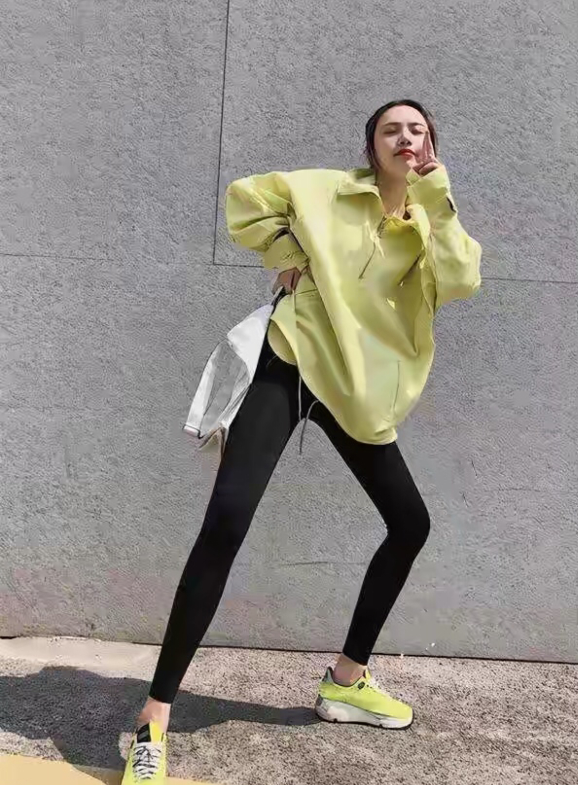 必不可少的鲨鱼裤,明星鲨鱼裤