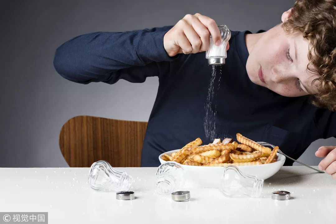 闷热疲惫吃什么好,燥热没精神乏力