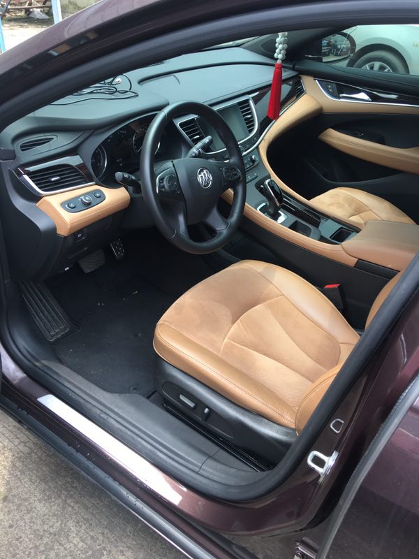 拍卖啦！别克君越，手慢无~