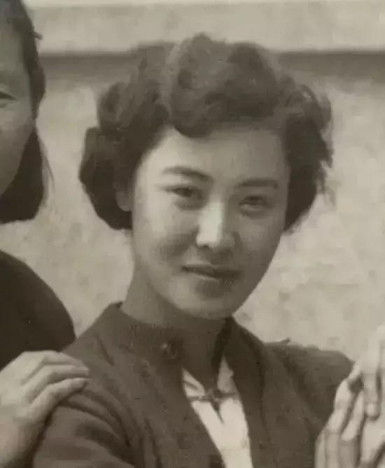 郭兰英为什么没有生小孩,歌唱家郭兰英有孩子吗