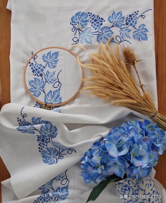 十字绣美丽的画,十字绣美丽花边