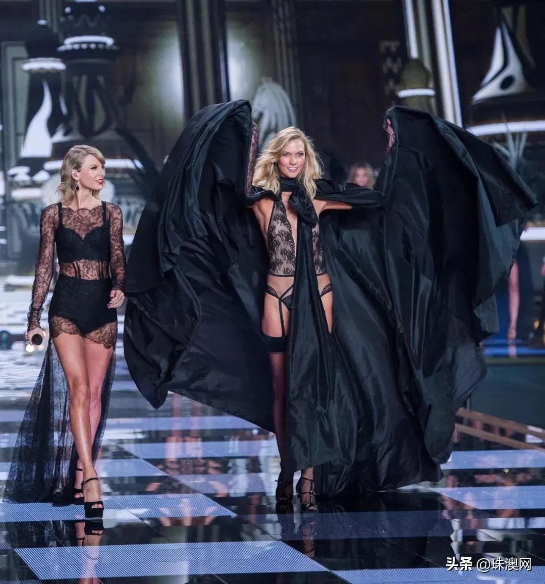 维密众神时代经典走秀2003,2003年维密被称为众神时代