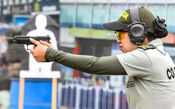 格洛克手枪vs勃朗宁,世界大赛第一杆147