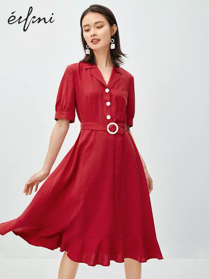 看着不好看的衣服上身却惊艳,看起来不好看但是穿起来很舒服