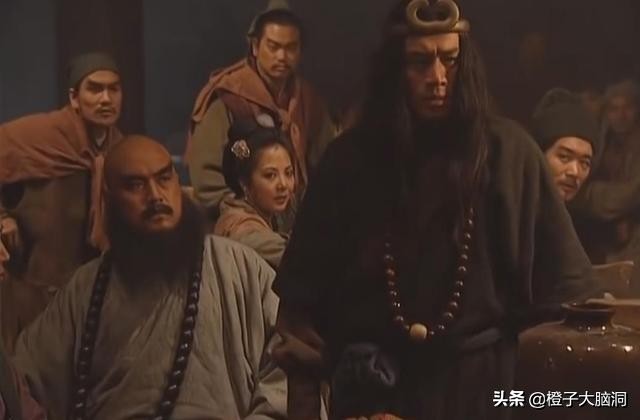 电视剧不敢演：武松咬了一嘴阴毛，才发现孙二娘的包子是人肉馅的