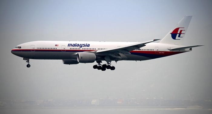 日本机长遭遇大型ufo事件,日本航空遭遇ufo事件