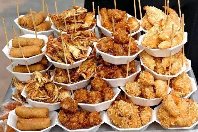 如何让脸上不要反反复复长痘,要想不长痘不能吃什么