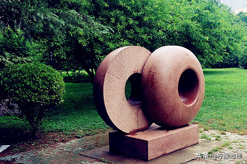 西安高新新世纪公园景色,西安最新建成的公园