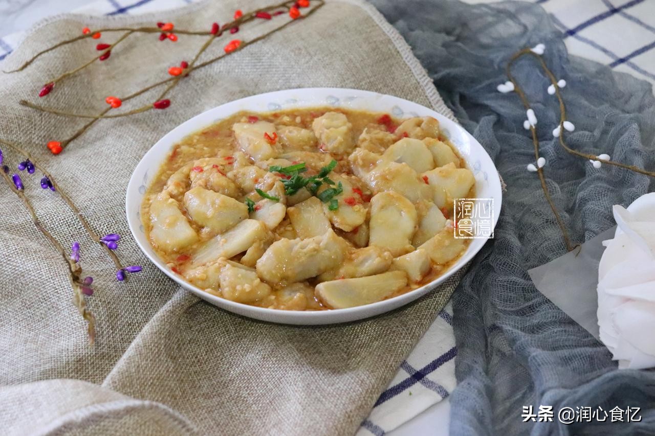 这菜一斤3块钱焯一焯,这菜35元一斤比肉还贵但真的好吃