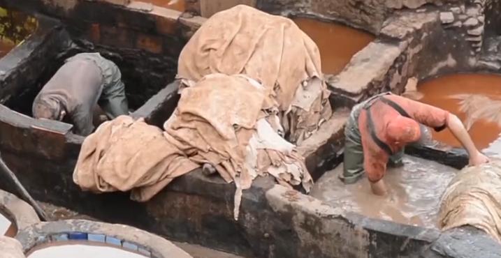 摩洛哥传承千年的古老制皮法,摩洛哥古法制皮