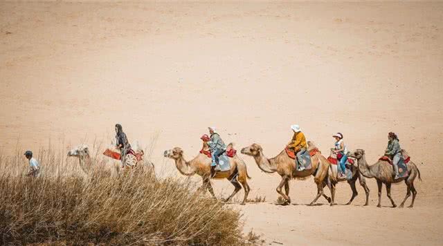 内蒙古沙漠旅游景点,内蒙古沙漠景点大全图片高清