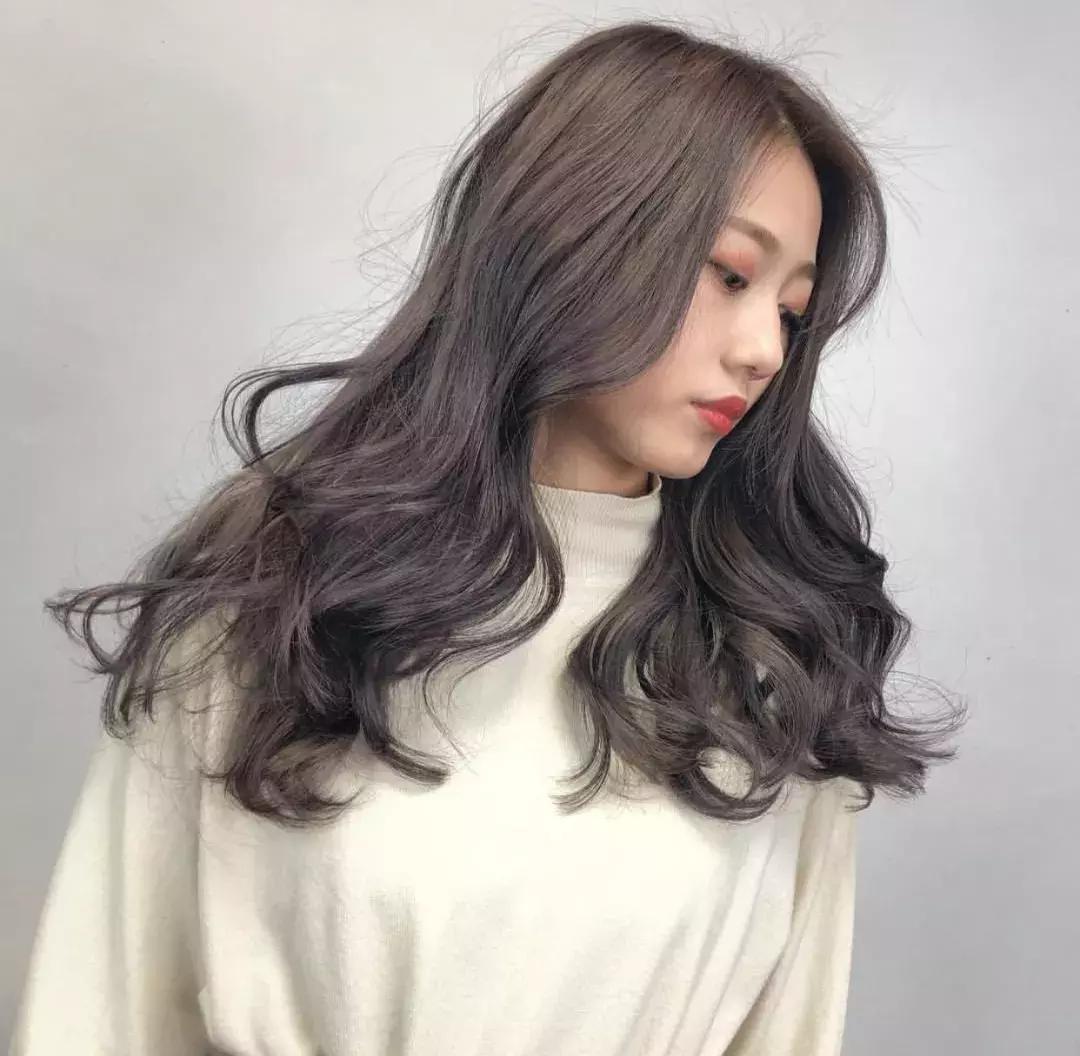 根据脸型设计发型大脸适合的发型,适合大脸圆脸方脸修饰脸型的短发