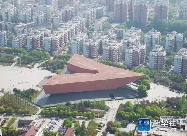 帅气武装直升机视频,帅气飞行直升机