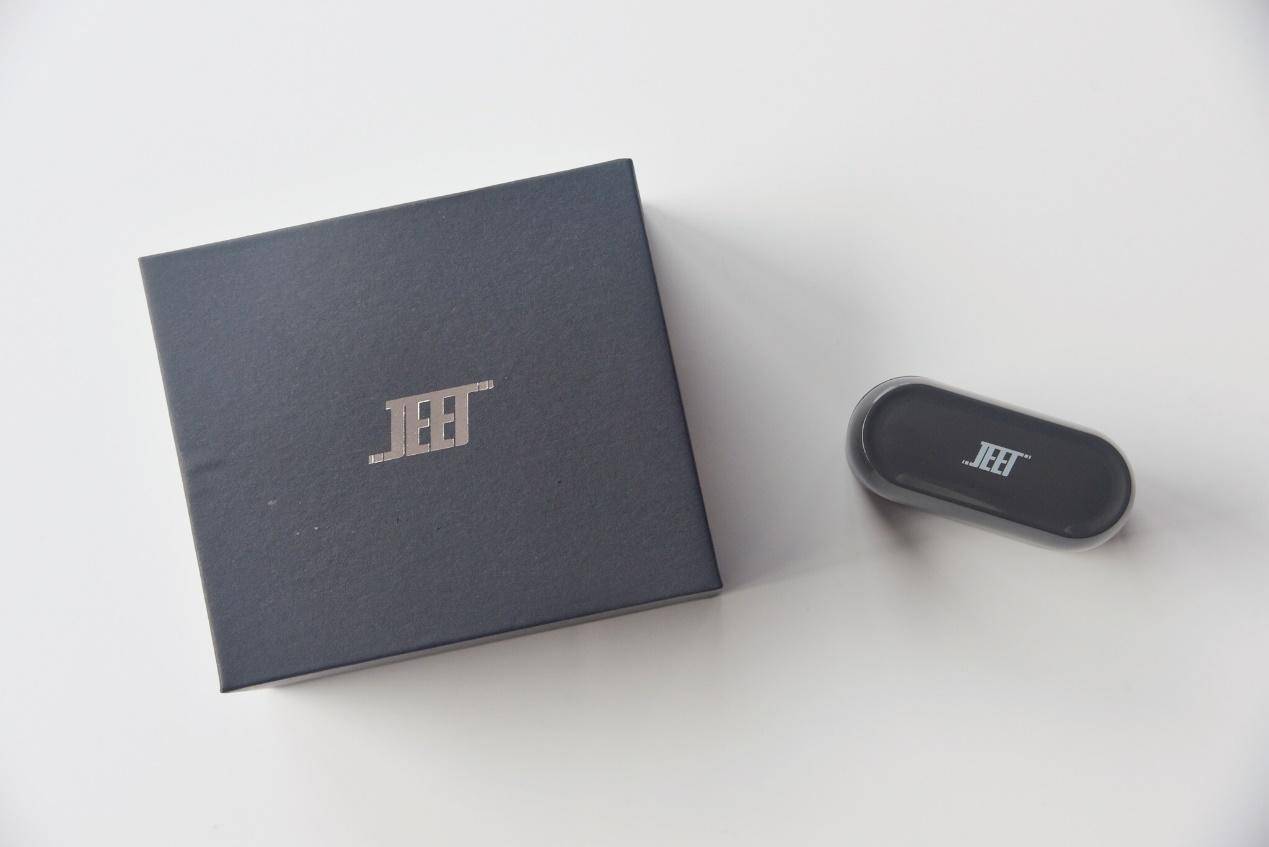 EETAIR的陪伴让你步伐更轻快