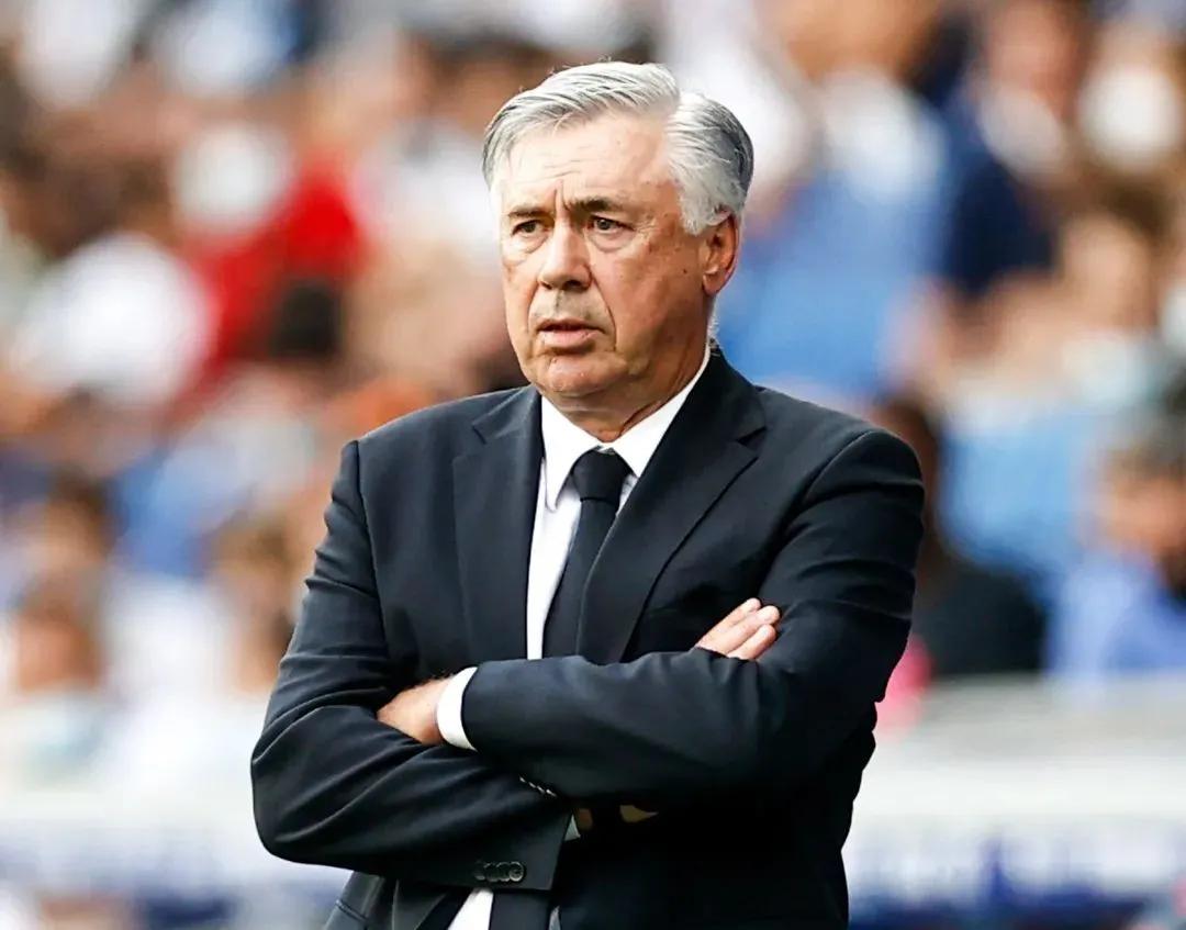 一夜之间，“仁仰马翻”巴黎航母开翻船…