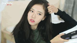 巴掌脸适合什么可爱发型,巴掌小脸女生适合的洋气发型