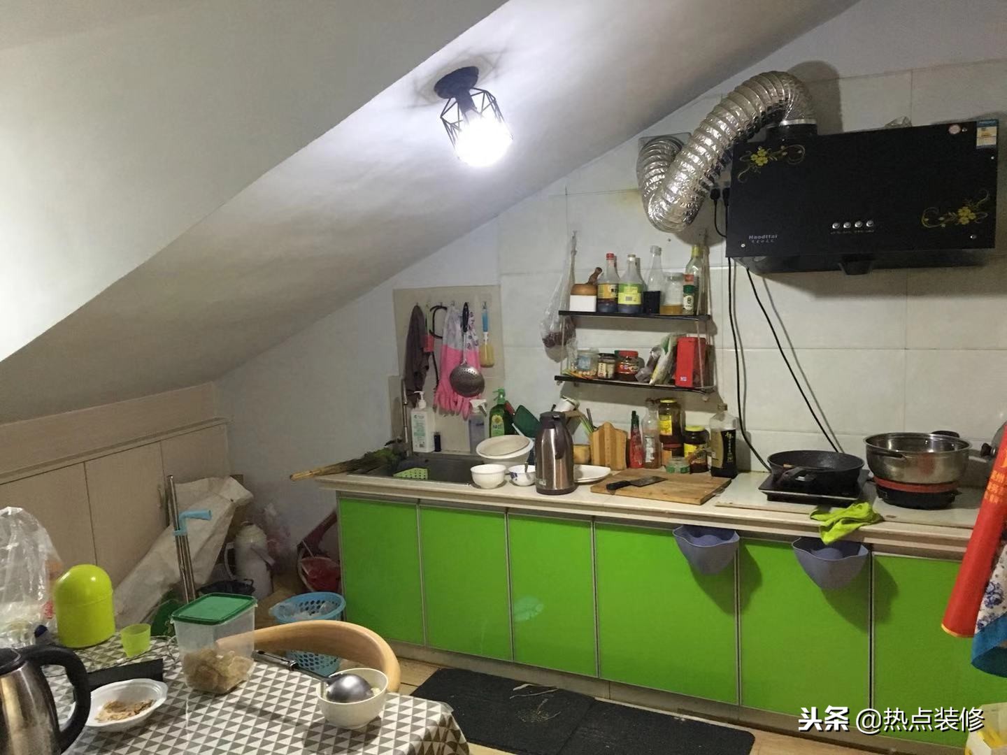 老公硬要花60万买阁楼，入住半年，后悔不已，通风和采光都是问题