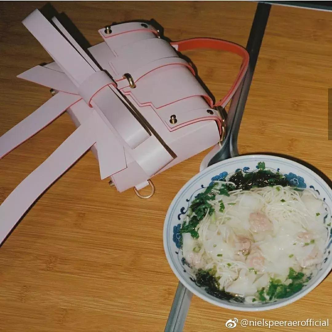 1000的包包值得买吗,1000块钱值得入手的包