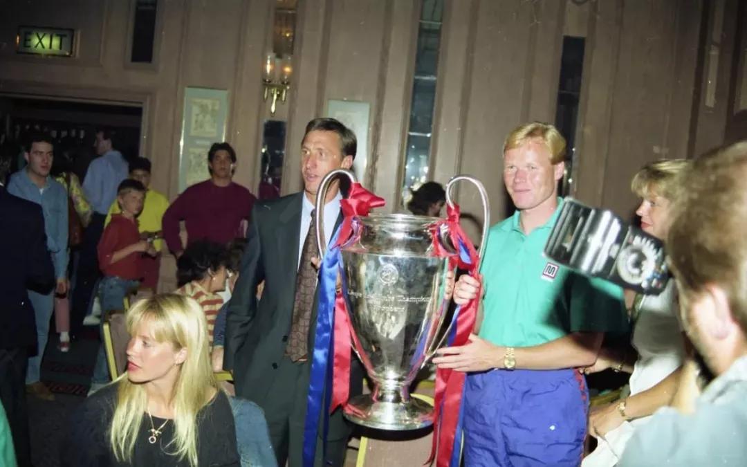 缅怀巴萨传奇巨星克鲁伊夫,怀念克鲁伊夫的时代