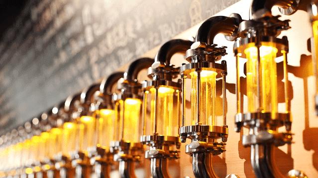 外国人喝中国精酿,外国人喝的真正的精酿