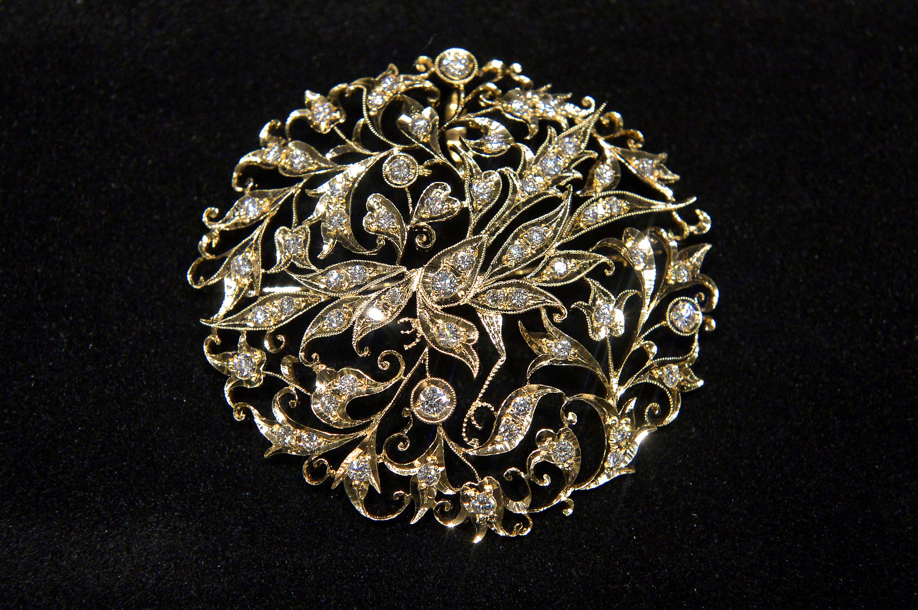 英国女王珠宝盘点,英国女王珠宝展示