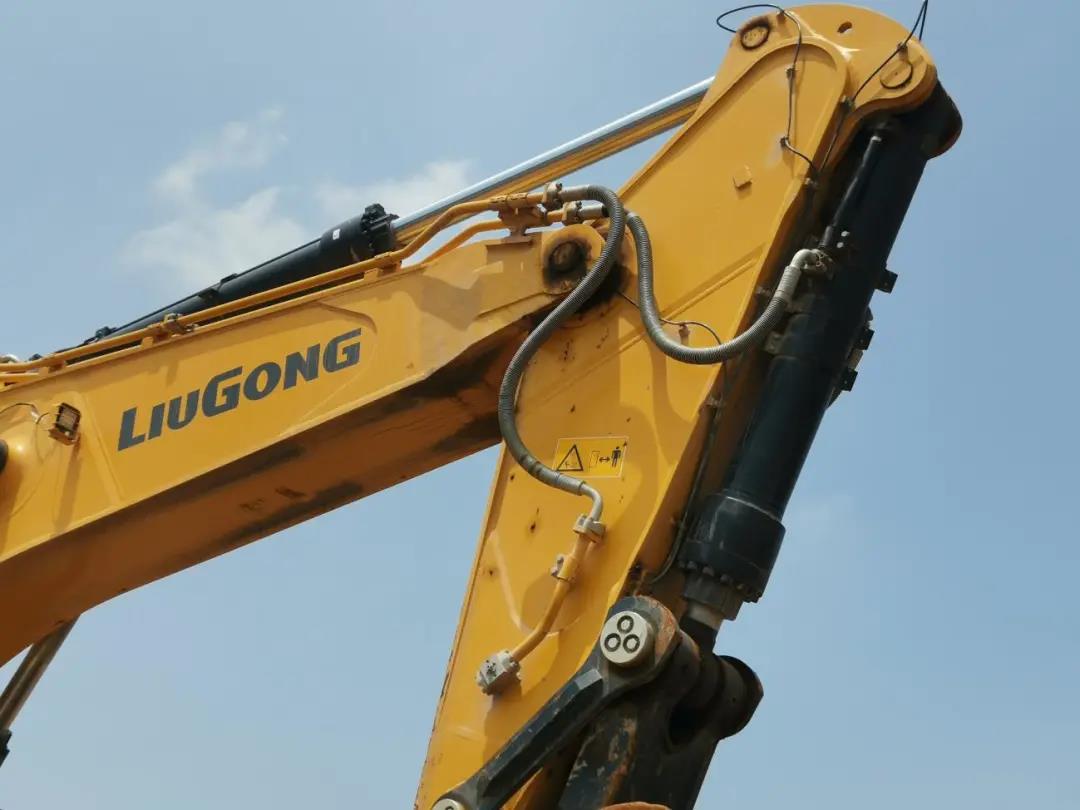 PK掉“两广神机”,柳工成广西梧州莫老板首选品牌