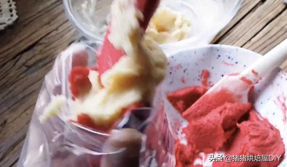 给妈妈送什么礼物最好康乃馨,康乃馨母亲节礼物多少朵