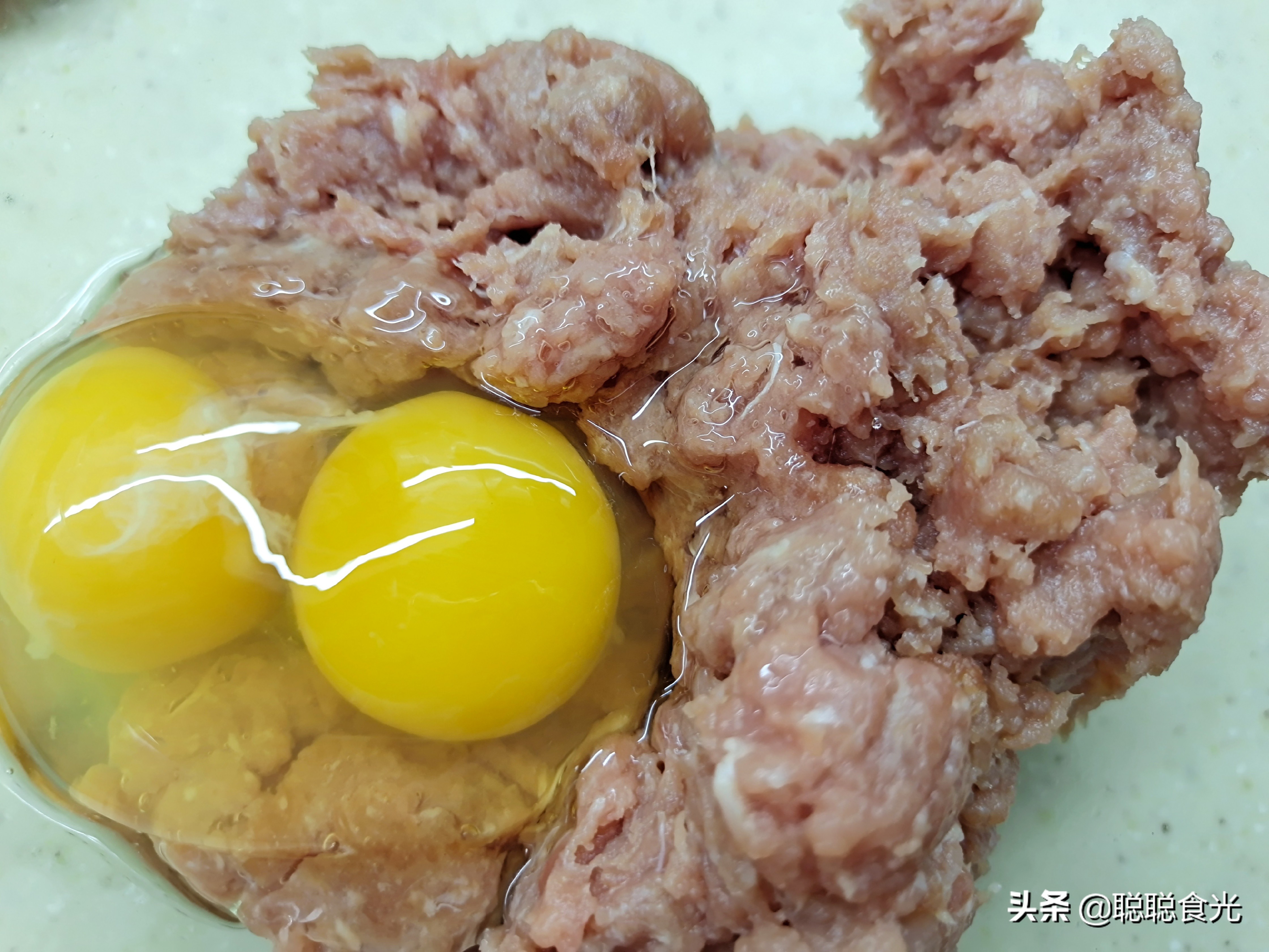 年夜饭吃四喜丸子盘子里放几个,年夜饭必备十种丸子