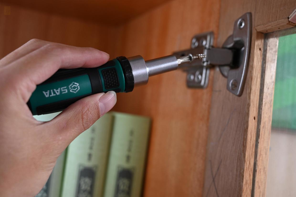 收藏级棘轮螺丝刀测评,世达棘轮螺丝刀迷你型测评