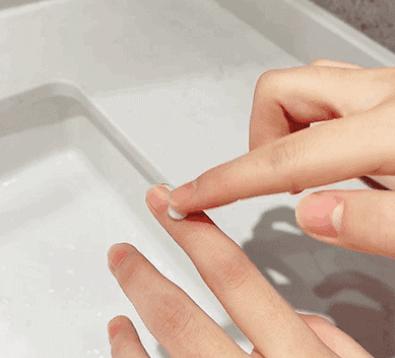 秋冬手干裂擦手霜,冬天手脚干裂涂什么护肤品