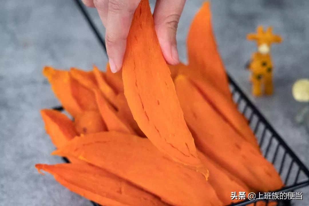红薯干三蒸三晒软糯制作方法,蒸熟的红薯免晒做红薯干