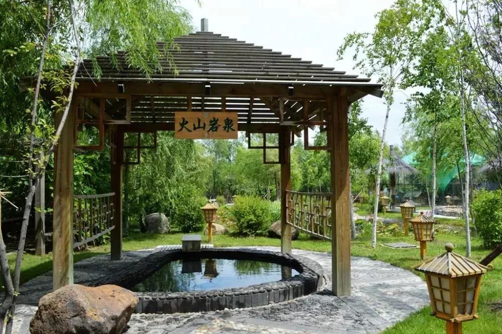 长春市附近泡温泉,长春适合冬天户外泡温泉的地方