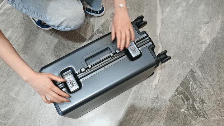 罗永浩地平线8号卖多少,罗永浩直播间旅行箱