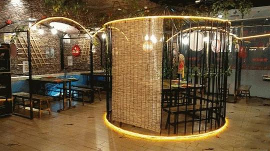 西安市凤城八路与文景路十字99元限时抢贝王府2-3人超值海鲜大餐