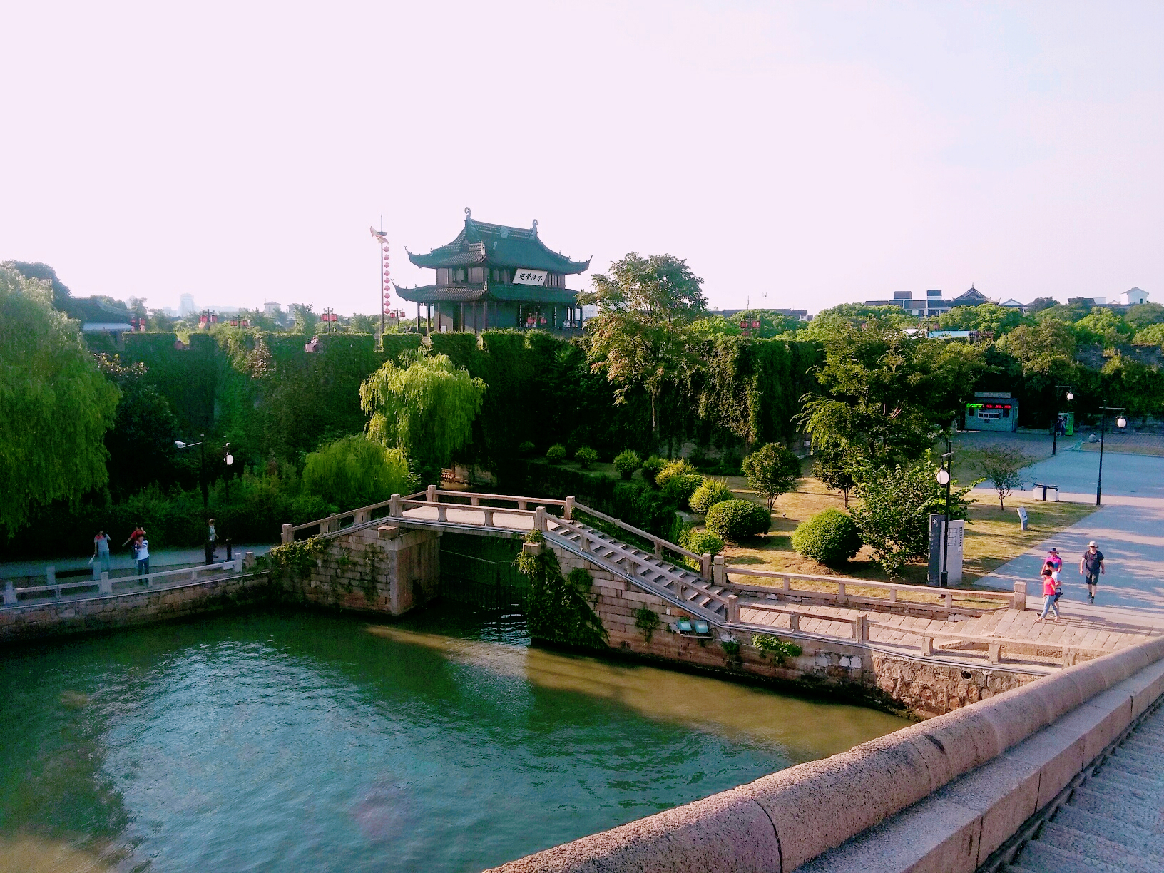 2021年苏州gdp与南京gdp,苏州市区gdp对比南京市区