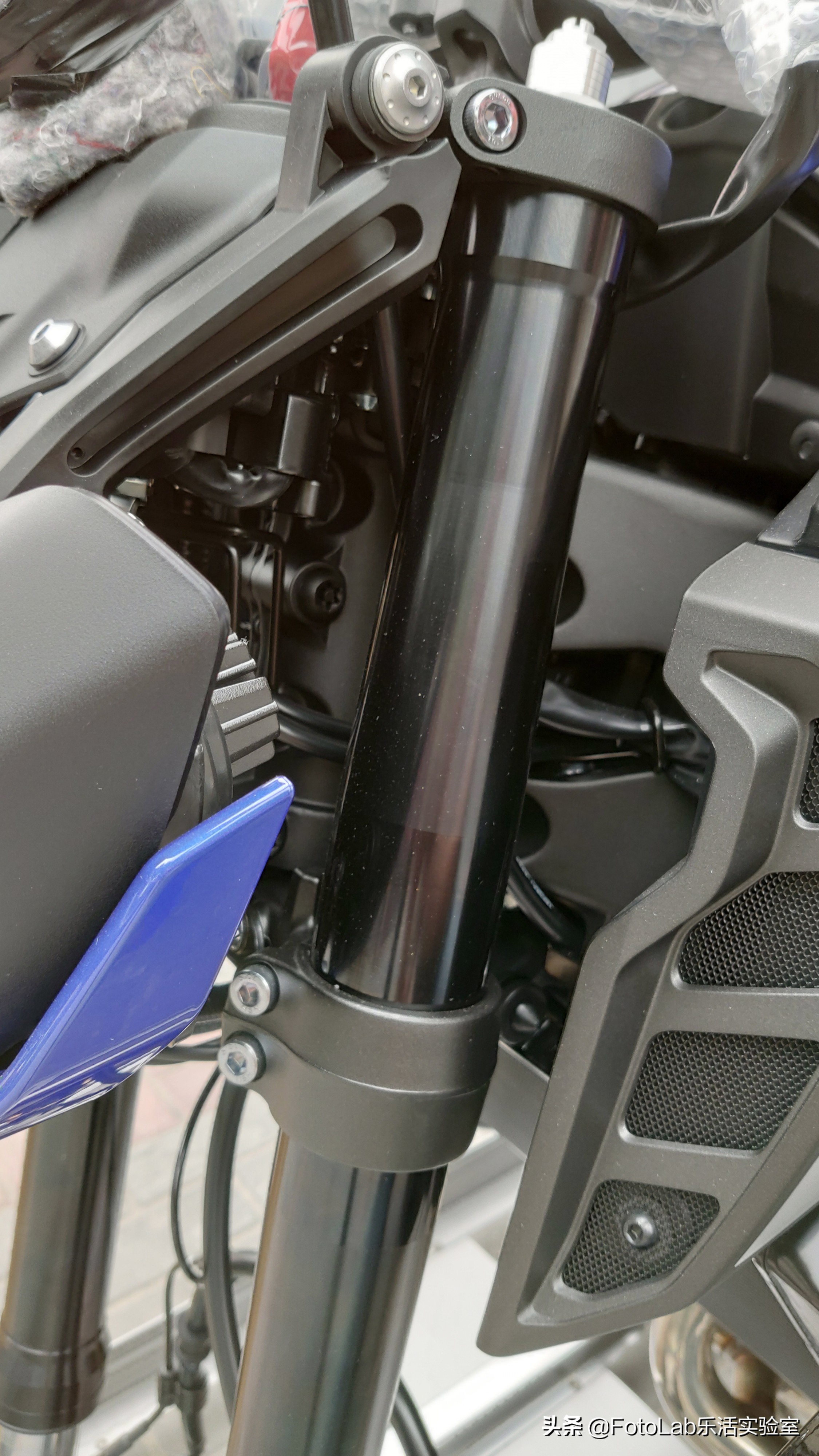 雅马哈扭力大师mt09新版,无马力限制雅马哈mt09极速测试