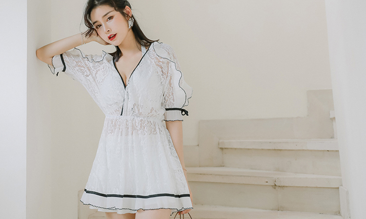 不同身材选择泳衣的方法,身材不好女士如何选泳衣