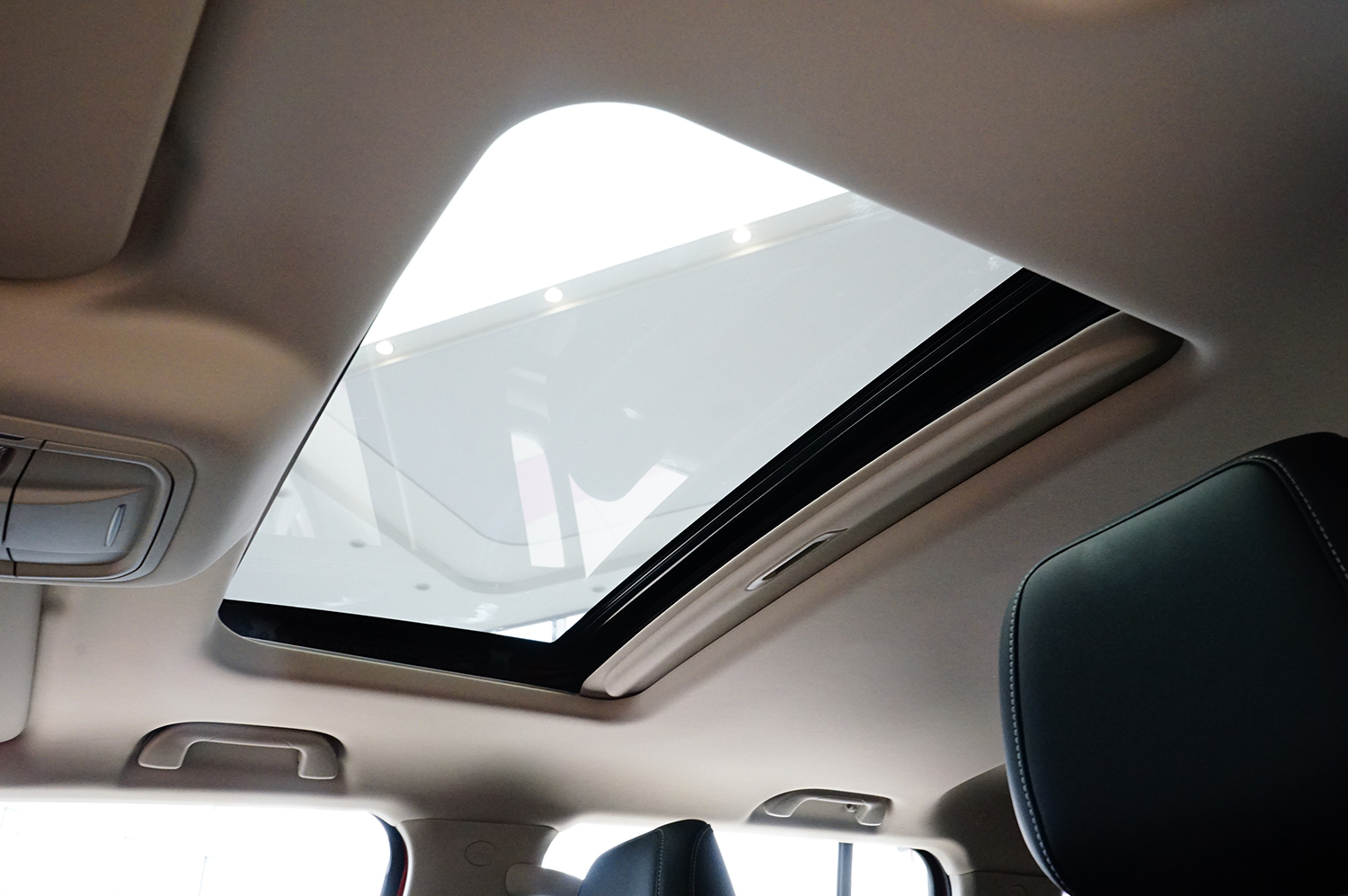 wey坦克300和长城坦克300,wey坦克300银色量产实车