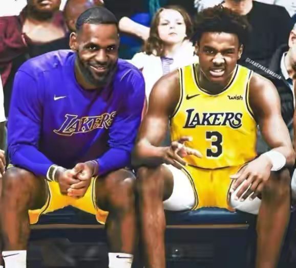 从全美第四到落选！身高1米93，场均仅3分2板，接班韦德成奢望