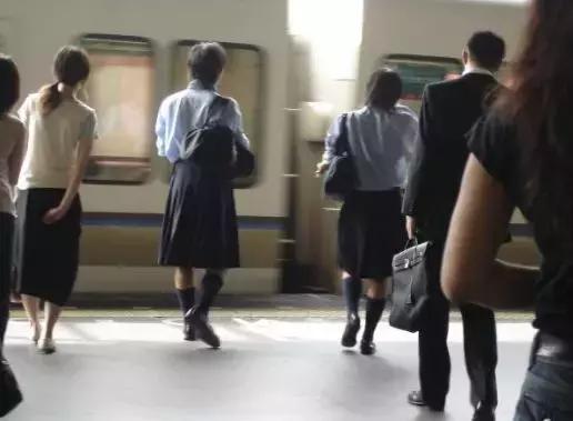 现实中的女人被偷案件,女性被偷拍案件