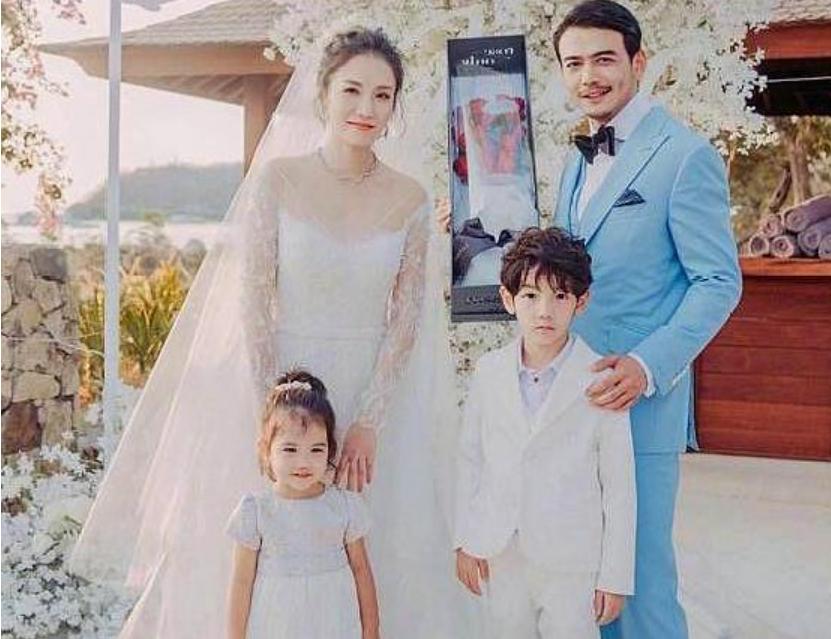 杨烁简历及老婆,37岁男神杨烁的妻子