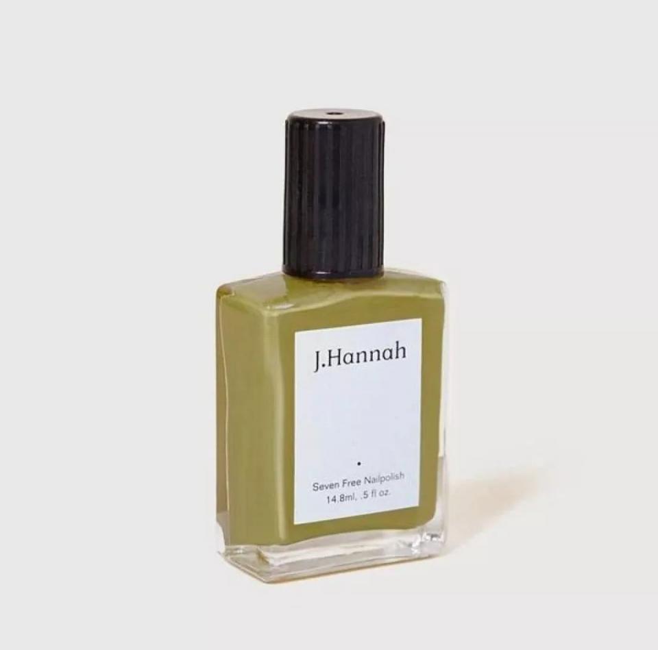 厌倦了红黄棕不妨来款高级感发色,厌倦了高级黑白灰