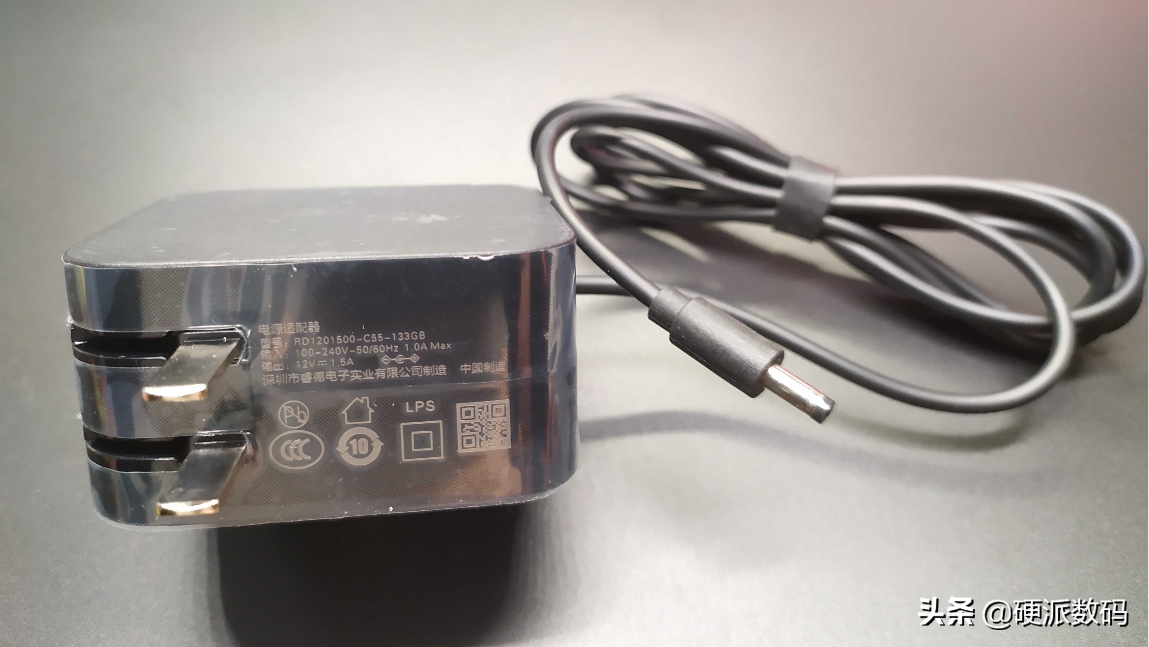 天猫精灵智能屏和智能音箱哪个好,天猫精灵cc10对比小爱触屏音箱