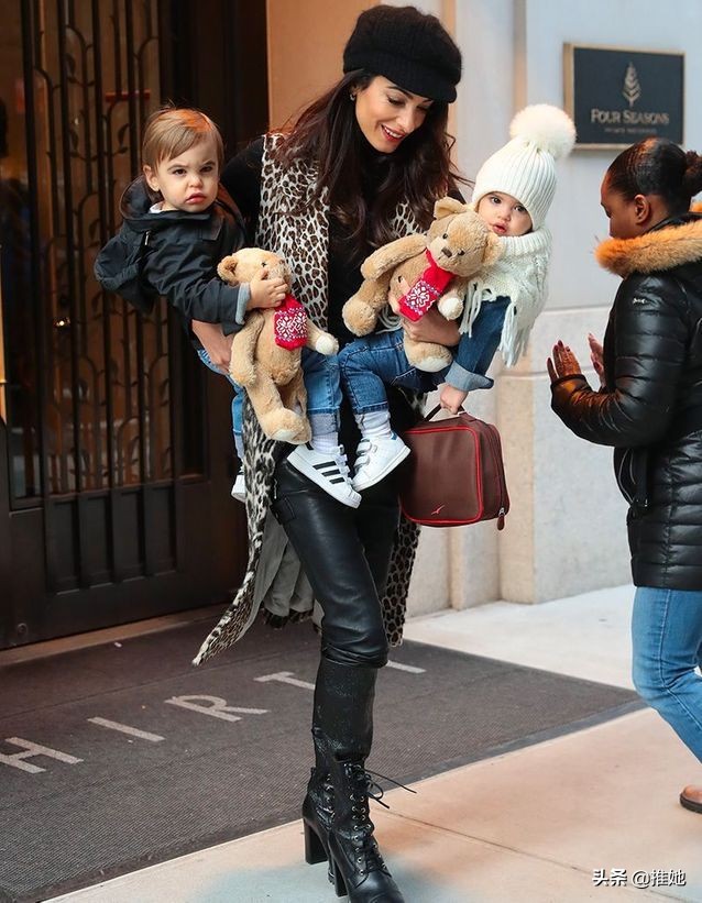 乔治克鲁尼妻子是剖宫产吗,克鲁尼娇妻乔治