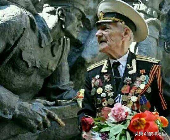 苏联卢布兑美元贬值历史,苏联时期卢布和美元汇率是多少