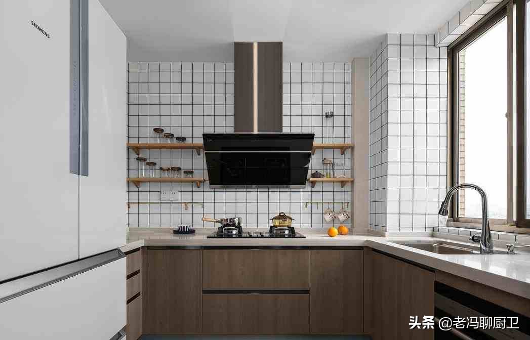 厨房毛坯墙壁油烟怎么处理,厨房油烟特别难清理吗