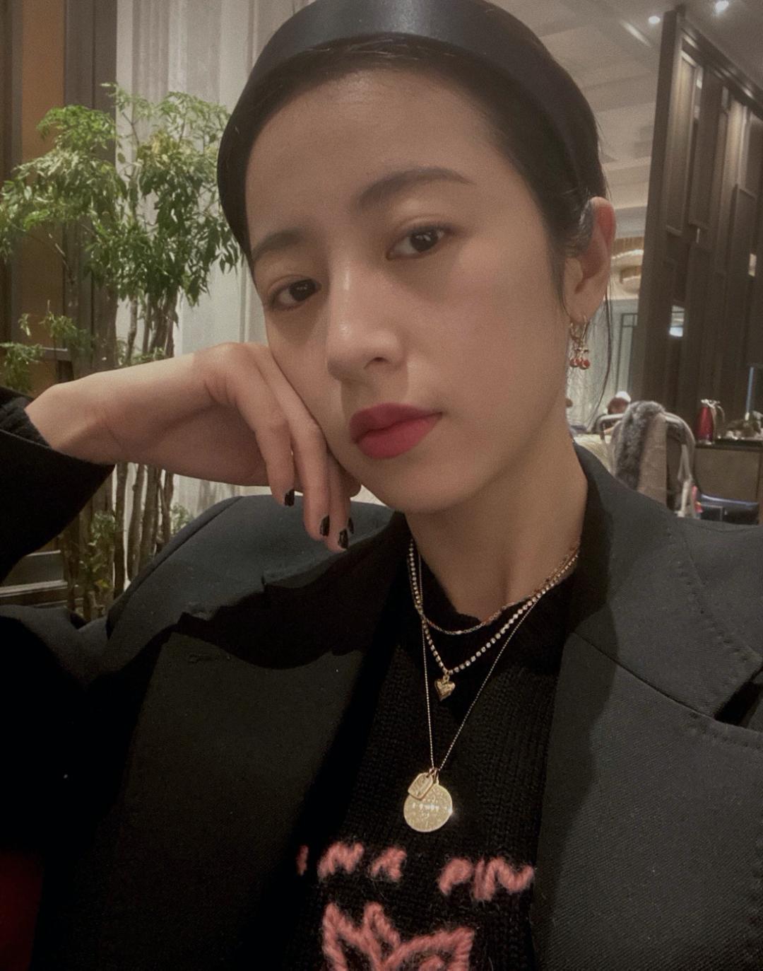 为啥相同的穿搭自己不穿不好看,同样的穿搭为什么别人穿更好看