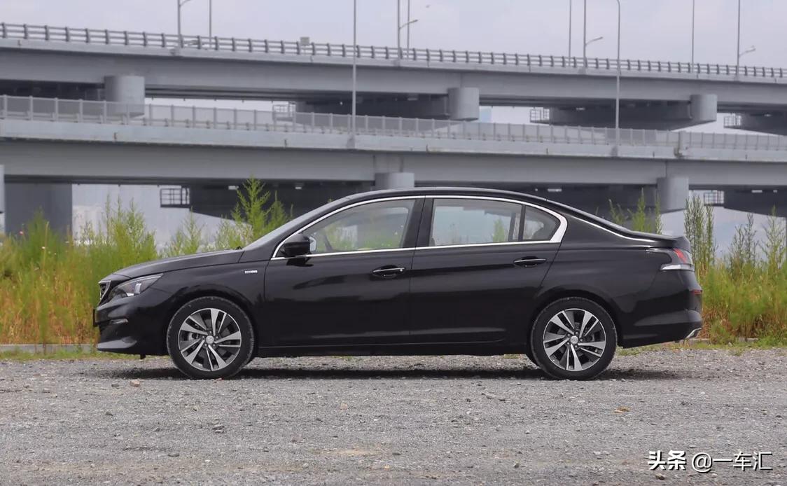 朗逸标致408,标致408大众朗逸日产轩逸评测