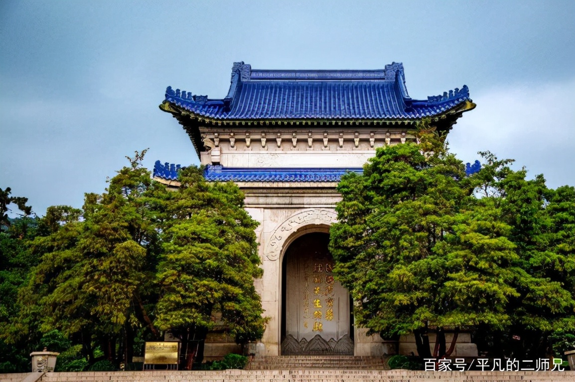 江苏南京旅游必去十大景点推荐,南京灵岩山风景区值得去吗