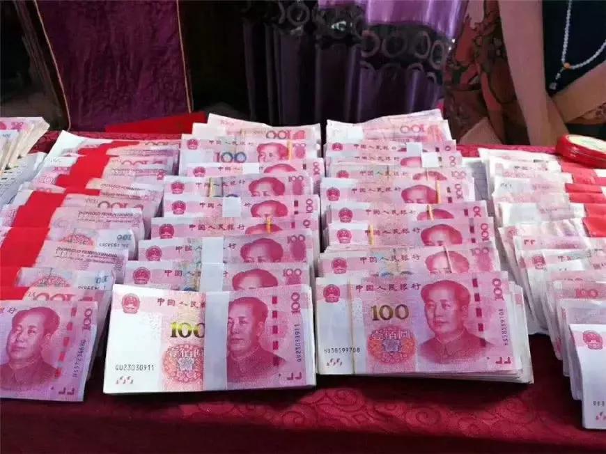 为什么石油贸易用美元结算,为什么国际贸易用黄金结算